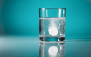 Verstecktes Natrium: Konsum von Brausetabletten kann bei Bluthochdruck schädlich sein Verstecktes Natrium: Konsum von Brausetabletten kann bei Bluthochdruck schädlich sein