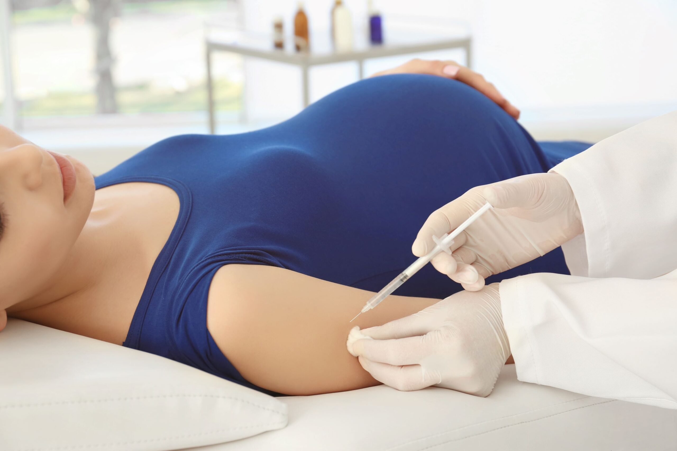 Keuchhustenfälle in diesem Jahr besonders hoch – Impfung in der Schwangerschaft schützt Babys